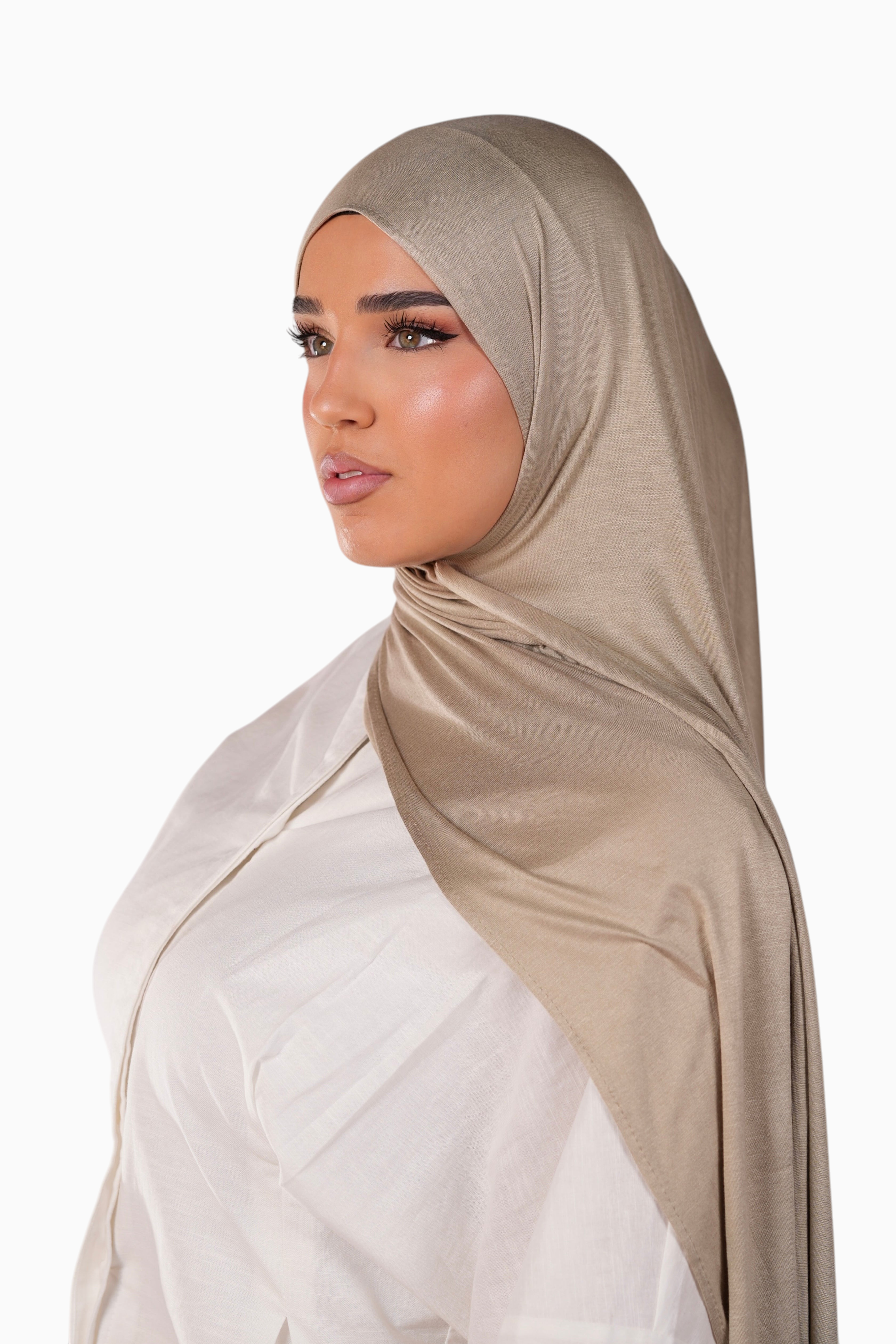 LOSYANA Bamboo Jersey Hijab in Khaki Beige, weicher und fließender Stoff für hohen Tragekomfort